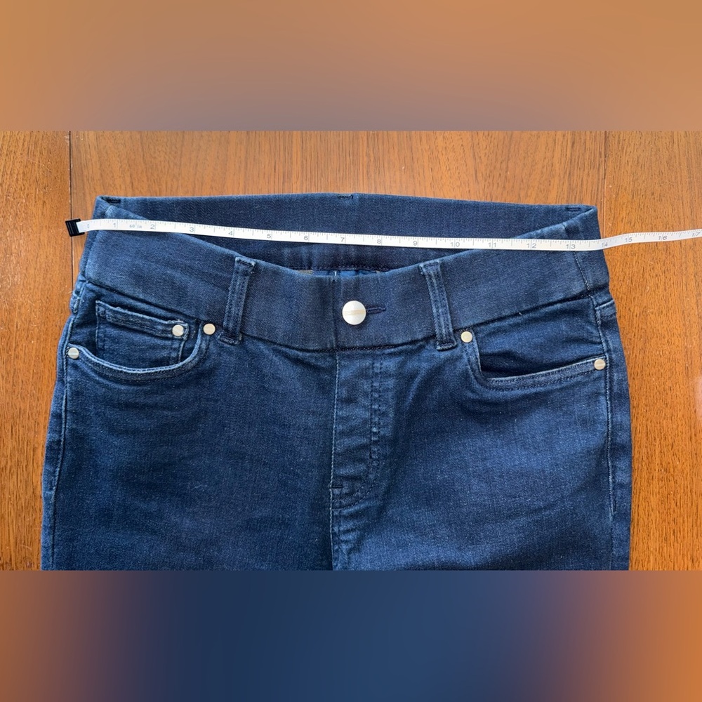 D&Co. Straight Women’s Jeans in Dark Blue - Picture 2 of 11